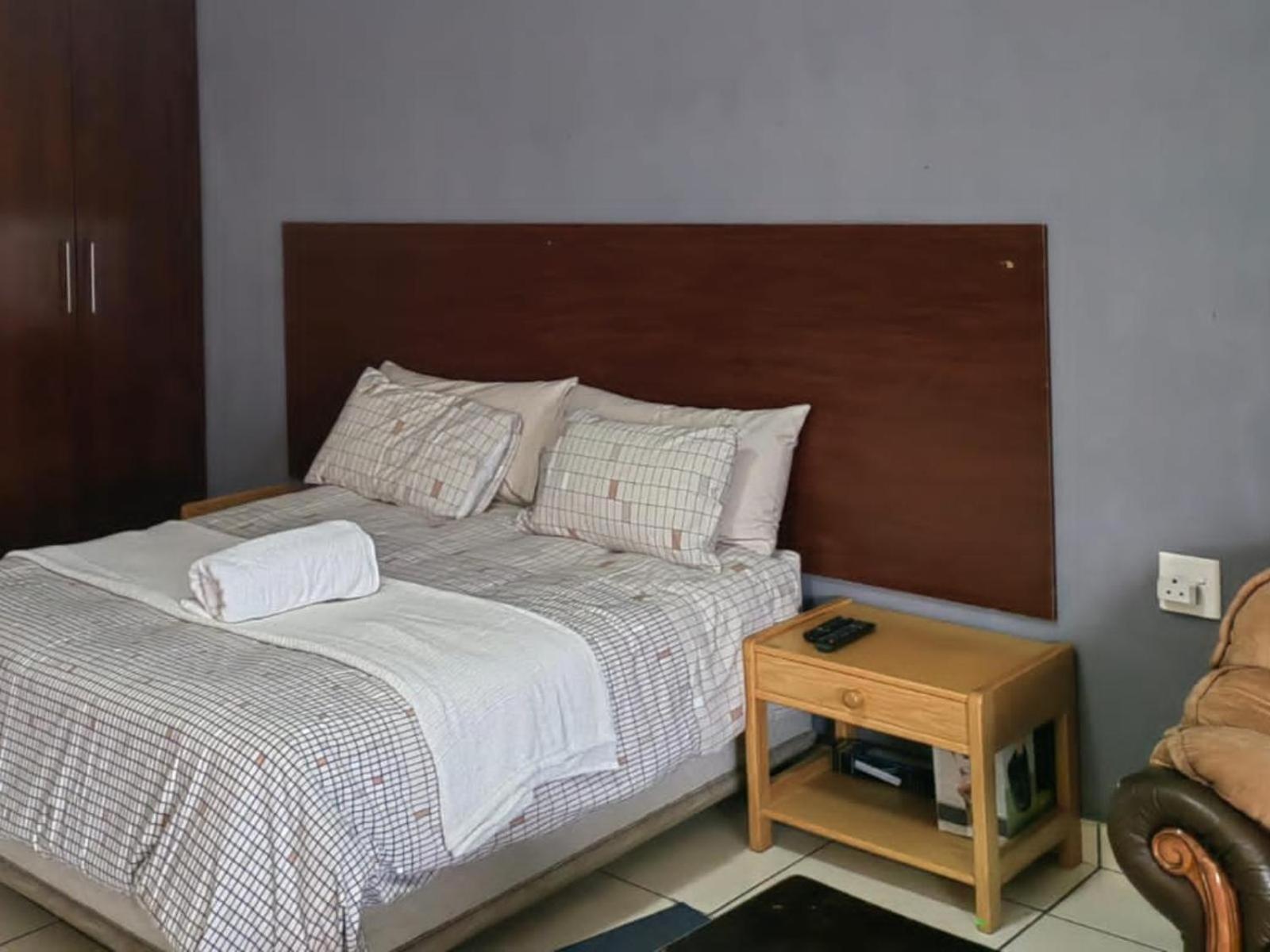 Sibahlenomhlambi Guesthouse Springs  Bagian luar foto