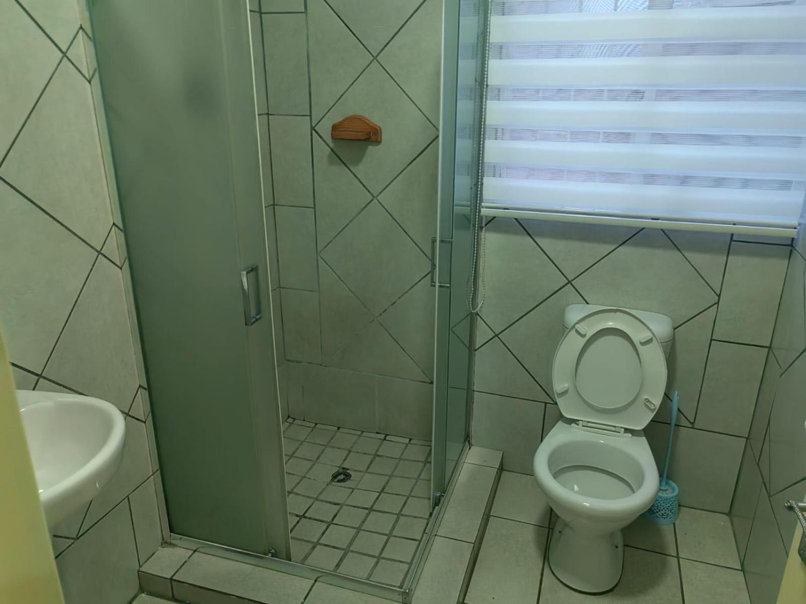 Sibahlenomhlambi Guesthouse Springs  Ruang foto